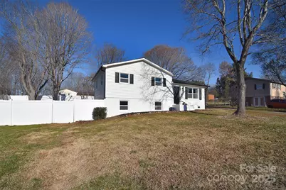 816 Wellwood Avenue, Statesville, NC 28677 - Photo 1