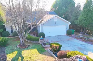 8430 Stoneman Pl, Charlotte, NC 28217 - Photo 1