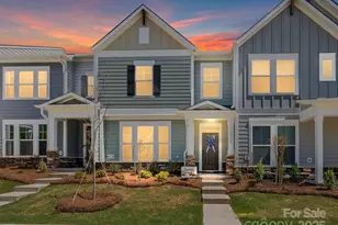 10214 Mamillion Dr, Huntersville, NC 28078 - Photo 1