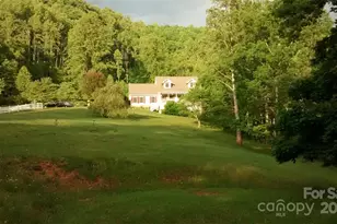 512 Shiloh Dr, Hendersonville, NC 28792 - Photo 1