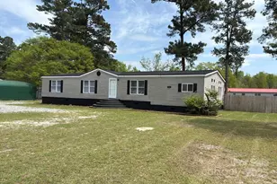 16781 Sanders Cir, Laurinburg, NC 28352 - Photo 1