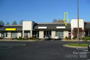 1146 Lenoir Rhyne Blvd SE, Hickory, NC 28602 - Photo 1