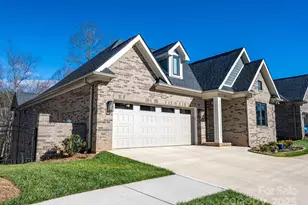 1422 Spring Ridge Ln, Denver, NC 28037 - Photo 1