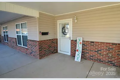 808 E Main Street, Maiden, NC 28650 - Photo 1