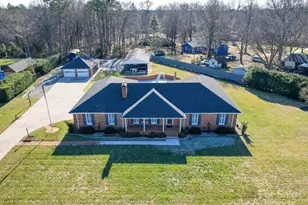 7169 Pleasant Grove Rd, Charlotte, NC 28216 - Photo 1