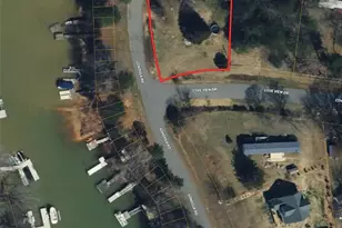 158 Cove View Dr, Mooresville, NC 28117 - Photo 1