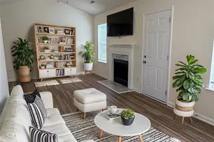 1638 Hudson Graham Ln, Charlotte, NC 28216 - Photo 1