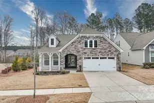 201 Picasso Trl, Mount Holly, NC 28120 - Photo 1
