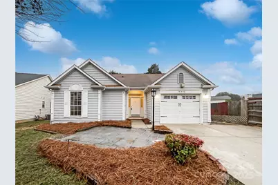 10306 Creswell Court, Charlotte, NC 28215 - Photo 1