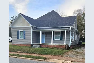 302 W 13th Street, Newton, NC 28658 - Photo 1