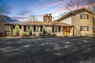 142 Palmer Pl, Lake Lure, NC 28746 - Photo 1