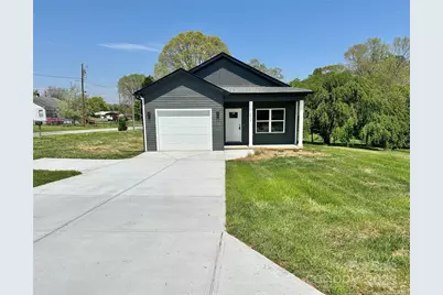 2832 12th Avenue SW, Hickory, NC 28602 - Photo 1