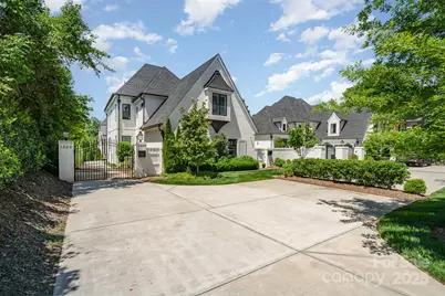 1328 S Kings Drive, Charlotte, NC 28207 - Photo 1