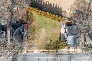 424 W 2nd Ave, Gastonia, NC 28052 - Photo 1