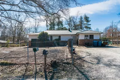 118 Kirby Street, Landrum, SC 29356 - Photo 1