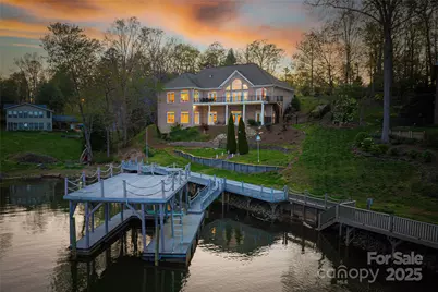 4164 54th Avenue NE, Hickory, NC 28601 - Photo 1