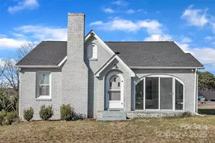 203 E 22nd St, Kannapolis, NC 28083 - Photo 1