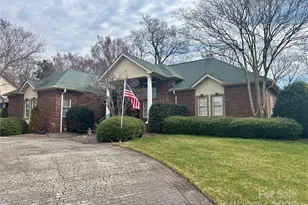 1217 12th Fairway Dr NW, Concord, NC 28027 - Photo 1