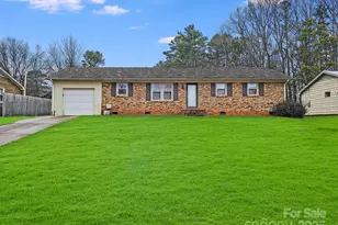 712 Stevens St, Gastonia, NC 28054 - Photo 1