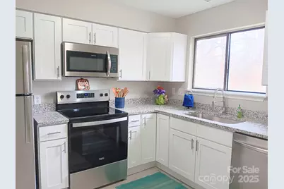 3240 Heathstead Place, Charlotte, NC 28210 - Photo 1