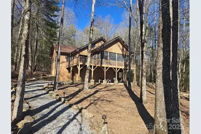 662 Cherokee Point, Lake Toxaway, NC 28747 - Photo 1