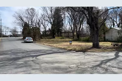 402 Foy Avenue, Lexington, NC 27292 - Photo 1