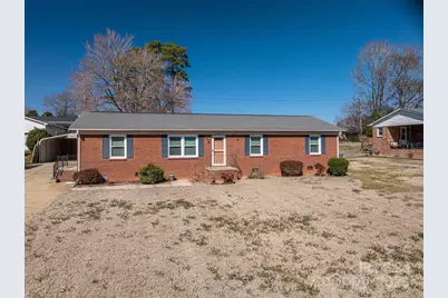 605 Castlewood Drive, Gastonia, NC 28056 - Photo 1
