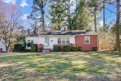 1001 E 8th Avenue, Gastonia, NC 28054 - Photo 1
