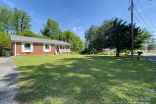 108 W Jefferson St, York, SC 29745 - Photo 1