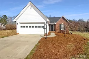 807 Limerick Dr, Dallas, NC 28034 - Photo 1