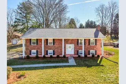 124 Kingston Avenue, Kernersville, NC 27284 - Photo 1