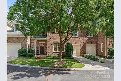 261 Crownsgate Court, Charlotte, NC 28207 - Photo 1