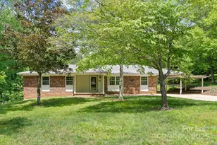 12 Springwood Dr, Asheville, NC 28805 - Photo 1