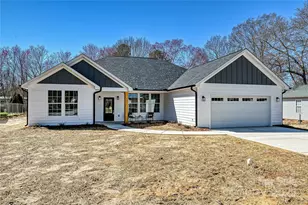 603 N Elm St, Cherryville, NC 28021 - Photo 1