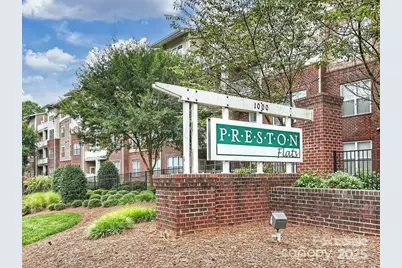 1000 E Woodlawn Road #220, Charlotte, NC 28209 - Photo 1
