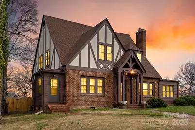 3 Elliott Drive, Thomasville, NC 27360 - Photo 1