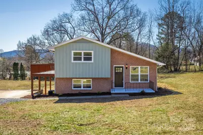 207 Page Street, Morganton, NC 28655 - Photo 1
