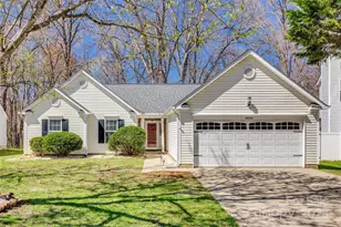 11000 White Stag Dr, Charlotte, NC 28269 - Photo 1