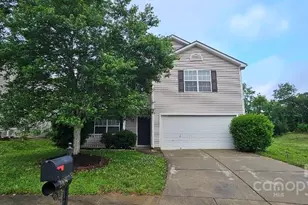 2108 Cranberry Woods Ct, Charlotte, NC 28208 - Photo 1
