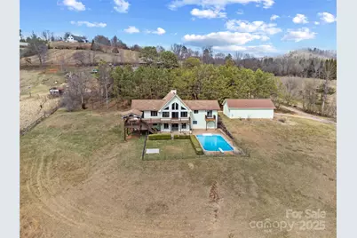 33 Selby Court, Marshall, NC 28753 - Photo 1