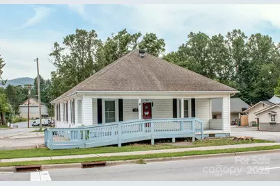 262 S Caldwell Street S, Brevard, NC 28712 - Photo 1