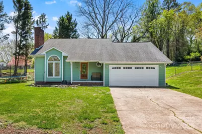 1114 Woodbine Place NE, Lenoir, NC 28645 - Photo 1