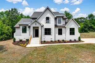 733 Barbary Pl, Lincolnton, NC 28092 - Photo 1