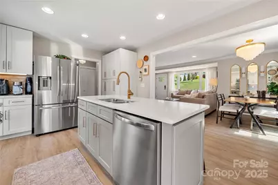 4820 Valley Stream Road, Charlotte, NC 28209 - Photo 1