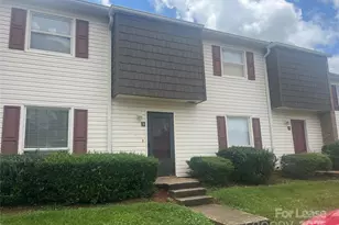 7901 Lake House Ln, Charlotte, NC 28210 - Photo 1