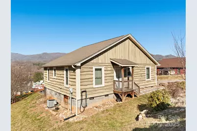 131 Bronco Way, Waynesville, NC 28785 - Photo 1