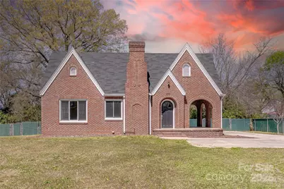 410 E Arch Street, Lancaster, SC 29720 - Photo 1