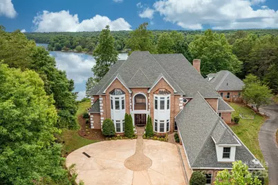 3106 47th Avenue Lane NE, Hickory, NC 28601 - Photo 1
