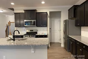 5044 Harris Woods Blvd, Charlotte, NC 28269 - Photo 1