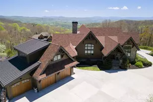 306 Dancing Bear Dr, Hendersonville, NC 28792 - Photo 1